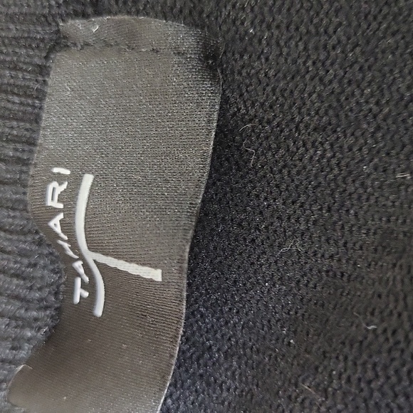 T Tahari Black Button Down Blouse - Picture 3 of 3